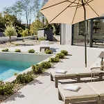 Luxurious In