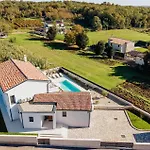 Casa de Férias Luxurious In
