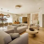 Luxurious In בית נופש *