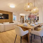 Luxurious In Villanuova