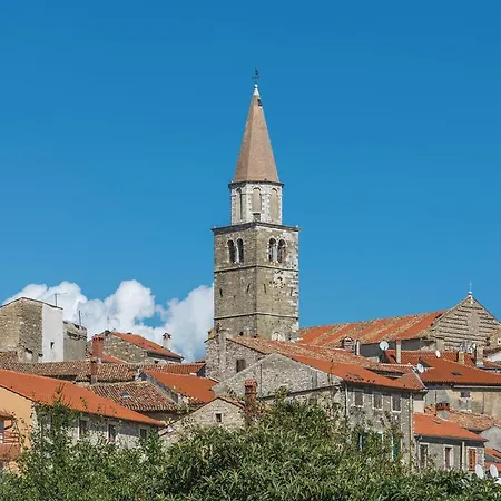 度假居 Awesome In Nova Vas (Brtonigla)