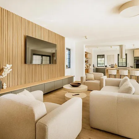 Feriehus Awesome In *